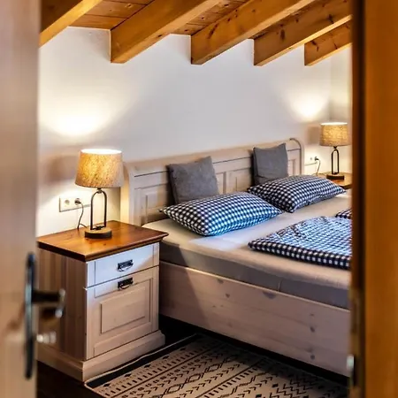 Haus Lara - 3 Lägenhet Wallgau